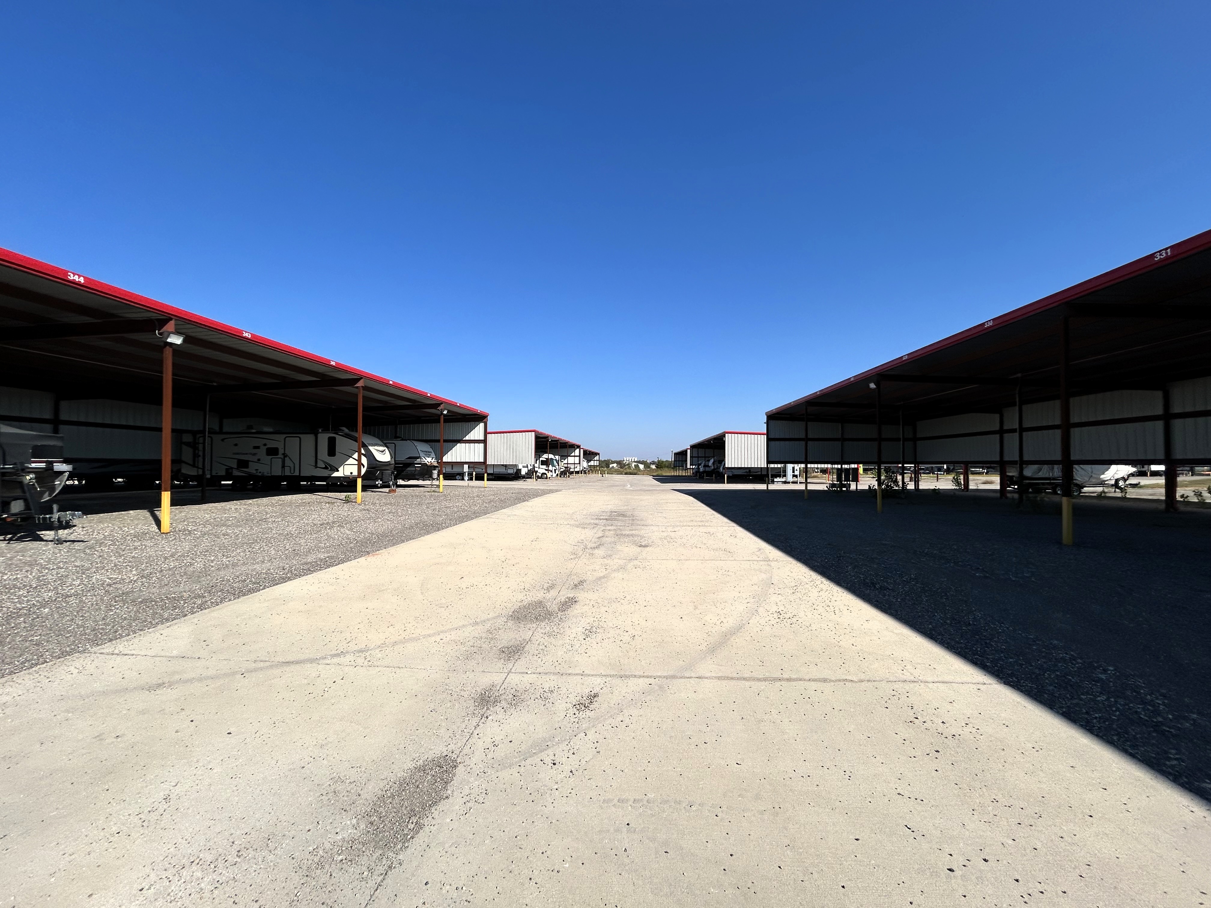 Covered Parking With Wide Drive Aisles in Royse City, TX